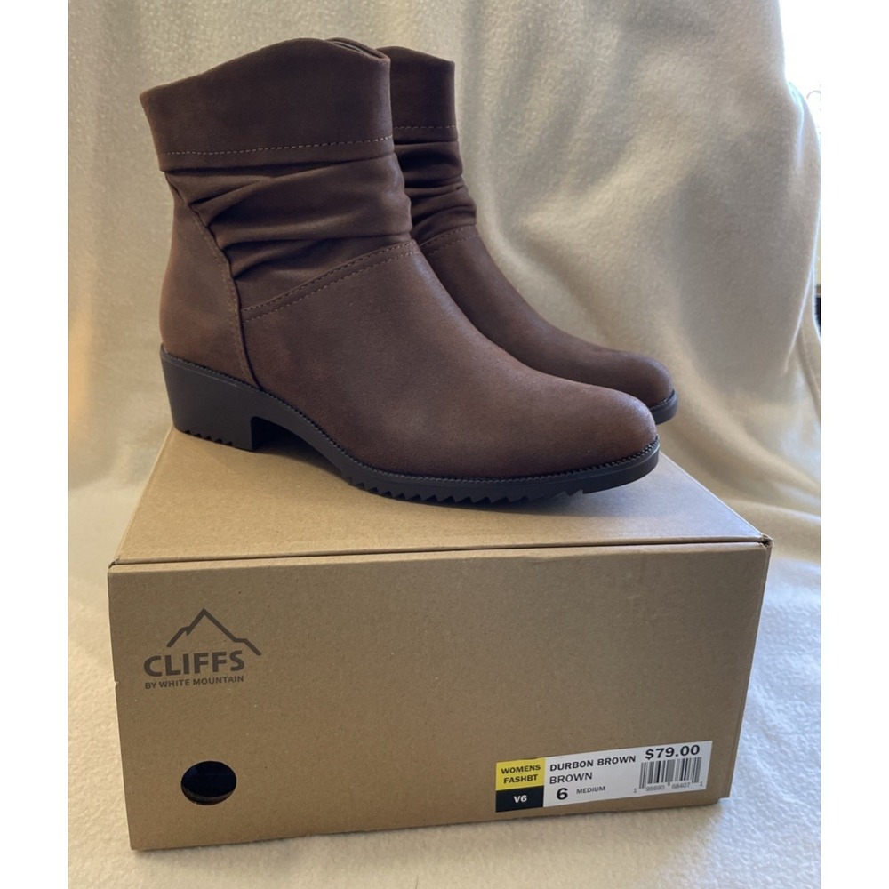 Cliffs by White Mountain Women's Durbon Brown Slouch Comfort Ankle Boot Size 6